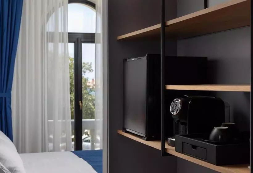 اتاق سوپریور با چشم‌انداز جانبی دریا, Heritage Hotel Porin Makarska