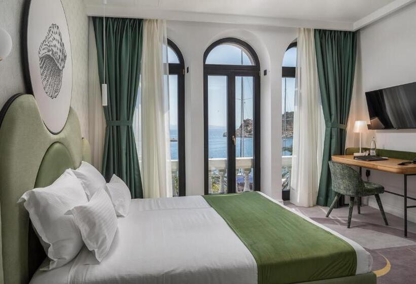 اتاق سوپریور با چشم‌انداز دریا, Heritage Hotel Porin Makarska