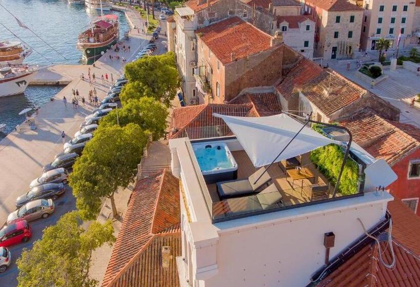 اتاق لوکس با چشم‌انداز دریا, Heritage Hotel Porin Makarska
