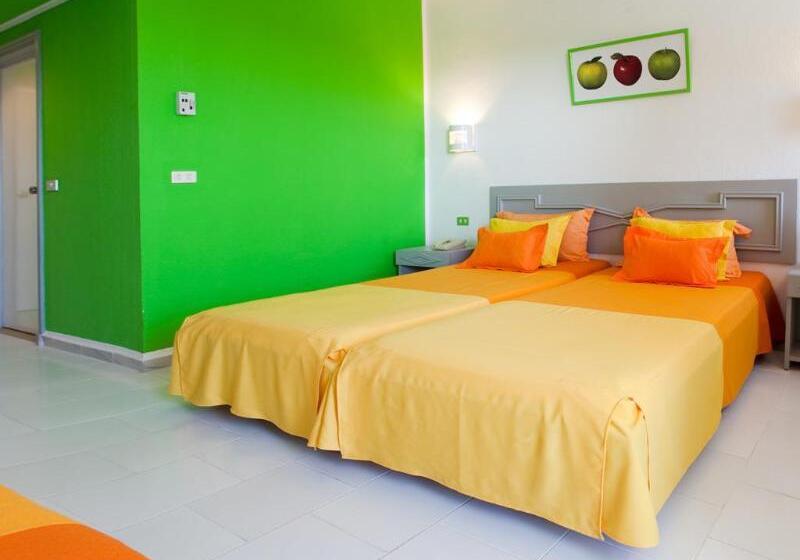 标准三人间, Le Zenith