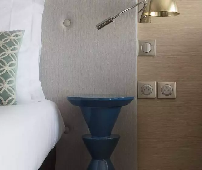 インサイドのスーペリアルーム, Mercure Villeneuve Loubet Plage