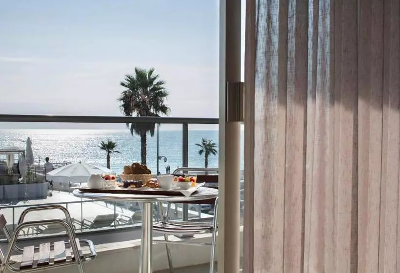 スーペリアールーム, Mercure Villeneuve Loubet Plage