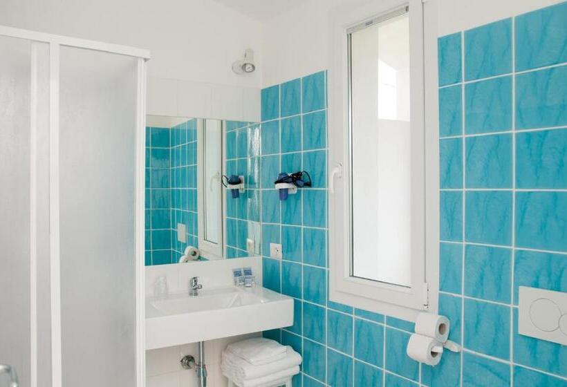 스탠다드 룸, Meta