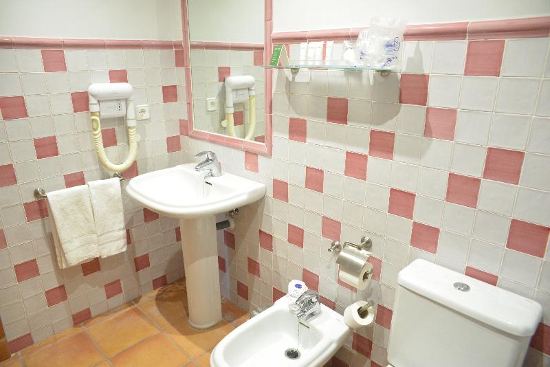 اتاق سوپریور چهار تخته, Jardines De La Santa