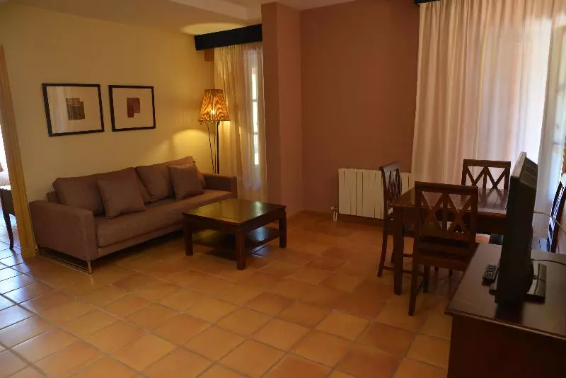 اتاق سوپریور چهار تخته, Jardines De La Santa