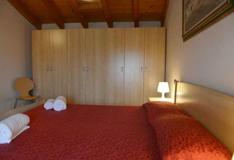 1 Bedroom Apartment Lake View, B&b Antiche Mura