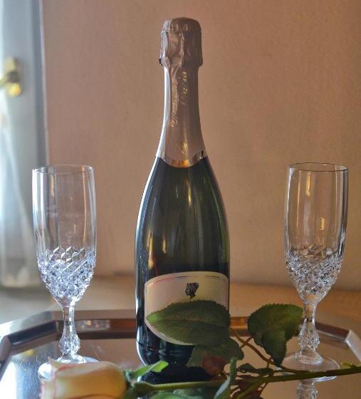 1 Bedroom Apartment Lake View, B&b Antiche Mura