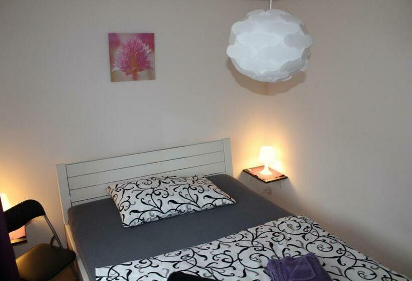 スタンダードルーム, Schlicht & Einfach Traumhaft