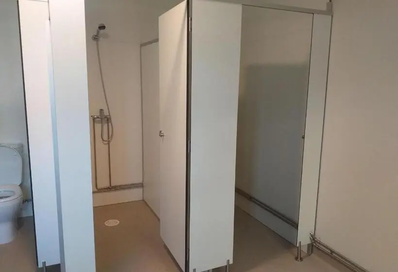 ルームシェアのワンベッド, Greenside Of Sea Hostel