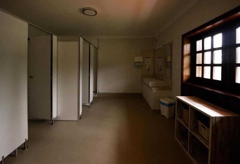 בית, 4 חדרי שינה, Greenside Of Sea Hostel