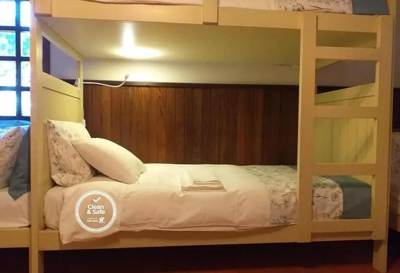 ルームシェアのワンベッド, Greenside Of Sea Hostel