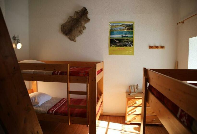 חדר משפחתי, Le Relais Du Vermont