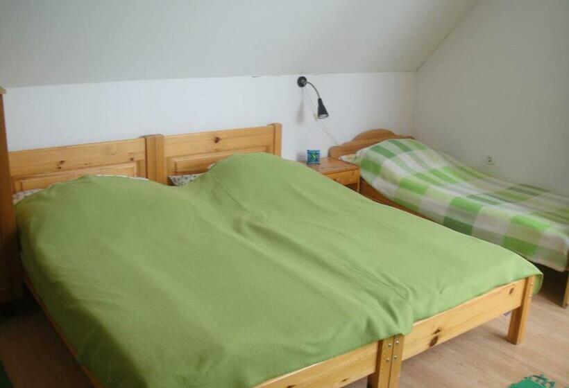 Апартаменты 1 Спальня, Forrás Vendégház