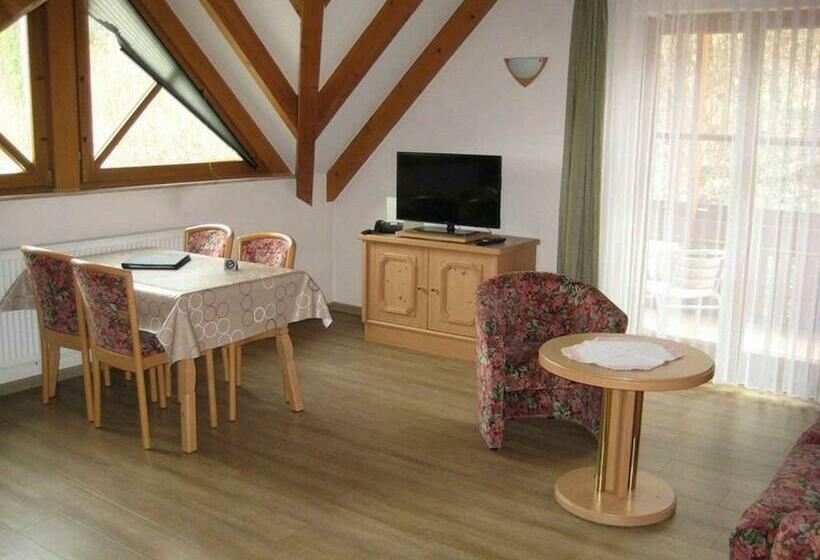 침실 1개 아파트, Garni Zur Linde