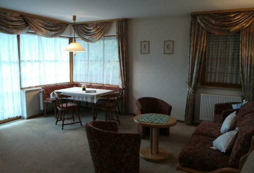 침실 1개 아파트, Garni Zur Linde