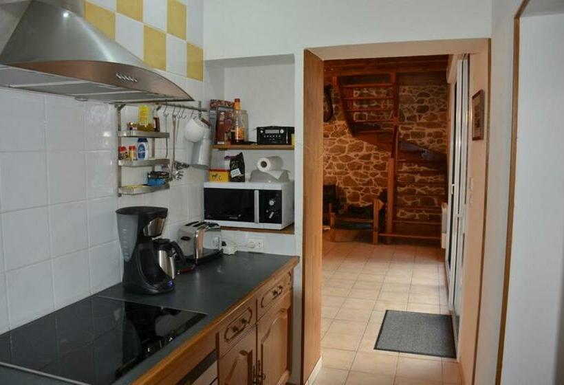 منزل غرفتين نوم, La Ferme Du Père