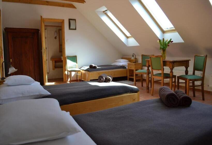 חדר סטנדרט לשלושה, Turján Vendégház