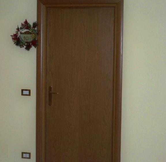 דירת חדר, Zefiro Residence