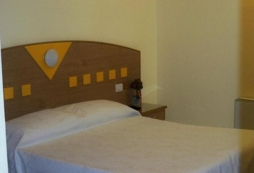 דירת חדר, Zefiro Residence