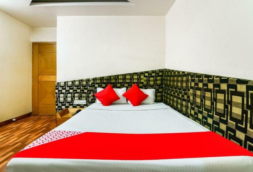 اتاق استاندارد, O All Seasons