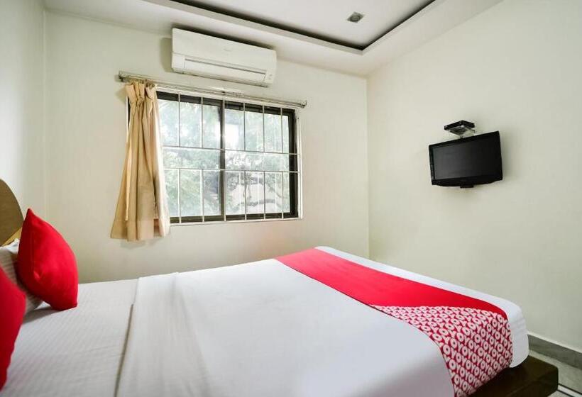 اتاق استاندارد, O All Seasons