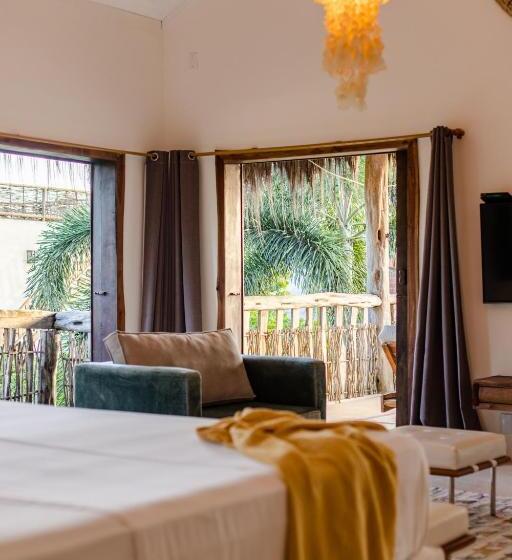 اتاق لوکس با بالکن, Casa Elea