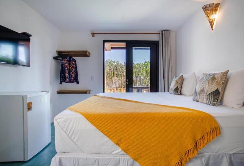 اتاق استاندارد سه تخته با بالکن, Casa Elea