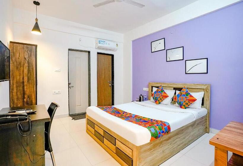 Quarto Deluxe, Treebo Trend Elegant Stay