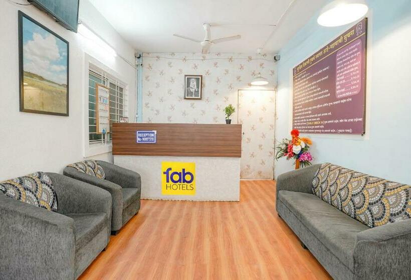 Quarto Deluxe, Treebo Trend Elegant Stay