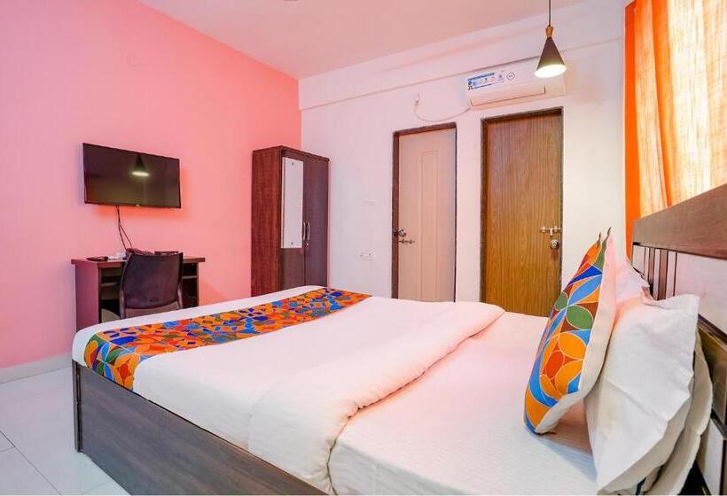 Quarto Deluxe, Treebo Trend Elegant Stay