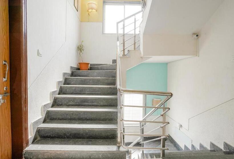 Quarto Deluxe, Treebo Trend Elegant Stay