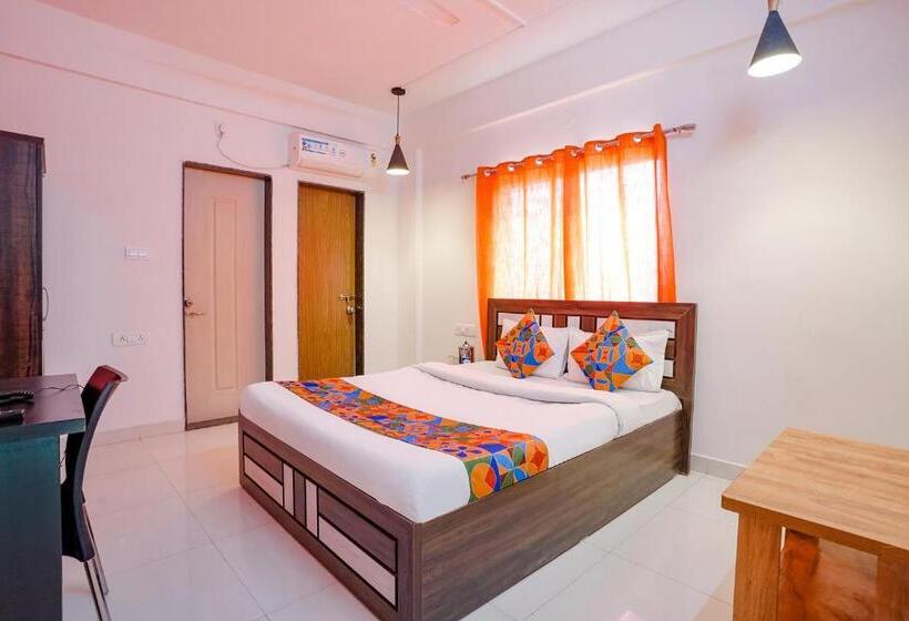 Quarto Deluxe, Treebo Trend Elegant Stay