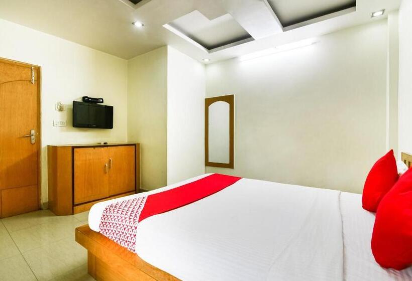 اتاق استاندارد, O All Seasons