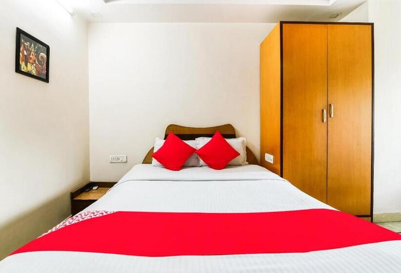 اتاق استاندارد, O All Seasons