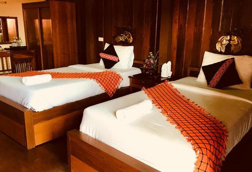 Pokój Standard, Mitkhoonyoum