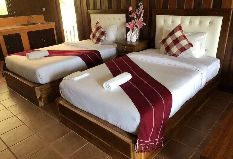 Pokój Standard, Mitkhoonyoum