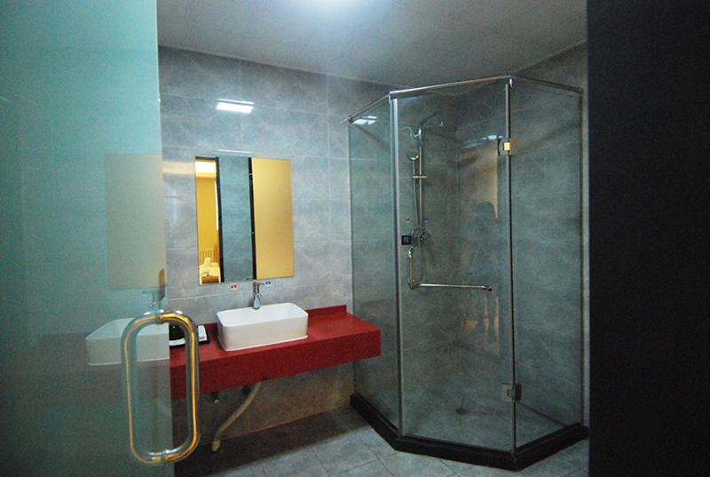 Номер бизнес-класса, Thank Inn Chain Hotel Hebei Zhangjiakou Xuanhua District People Park