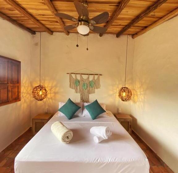 בקתת סופריור בת חדר 1, Traveler Hostel