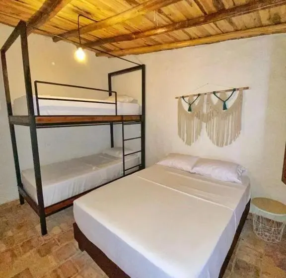 バス共有のスタンダードルーム, Traveler Hostel