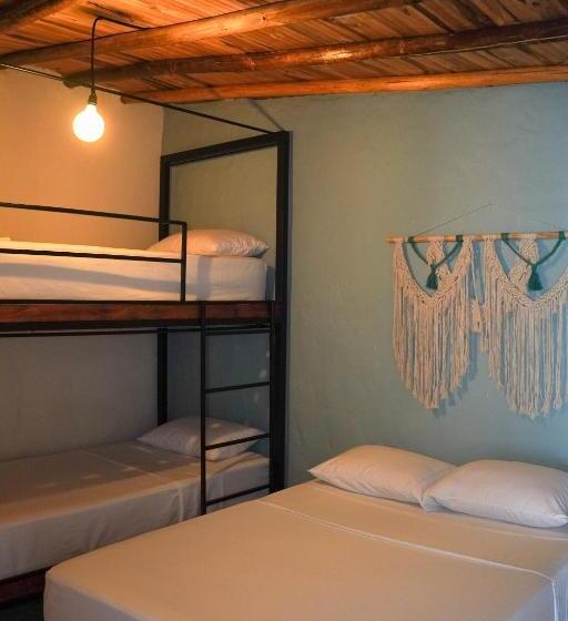 Шале Superior 1 Спальня, Traveler Hostel