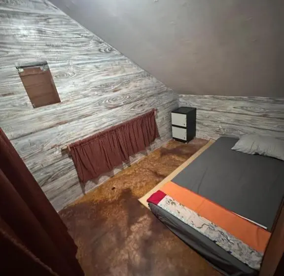 エコノミーシングルルーム, Atlante Hostel