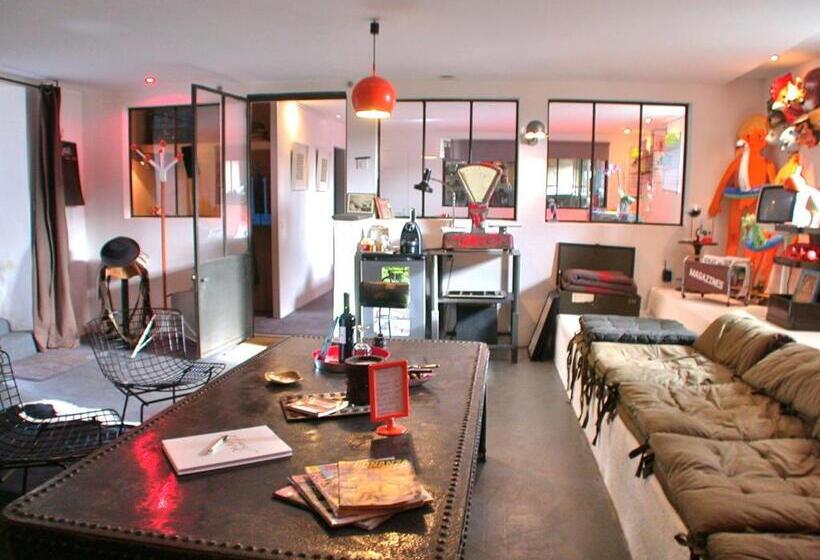 スイート, La Maison De Louna