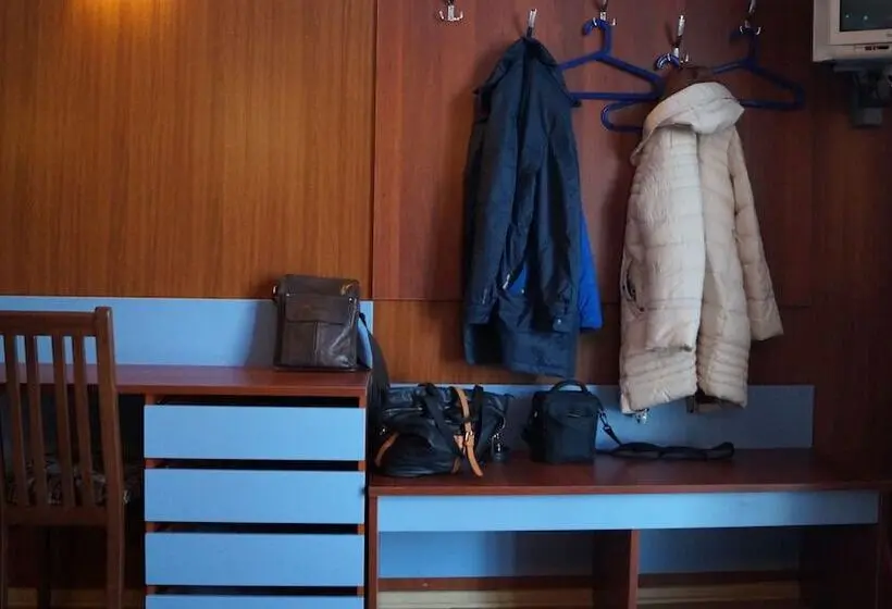 スタンダード4人部屋, Motel Evrazia Bataysk