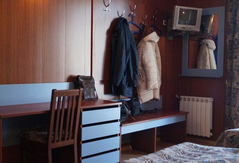 Четырехместный Номер Стандарт, Motel Evrazia Bataysk