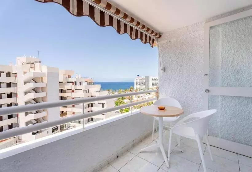 Superior Kolmen Hengen Huone Merinäkymä, Apartamentos Borinquen
