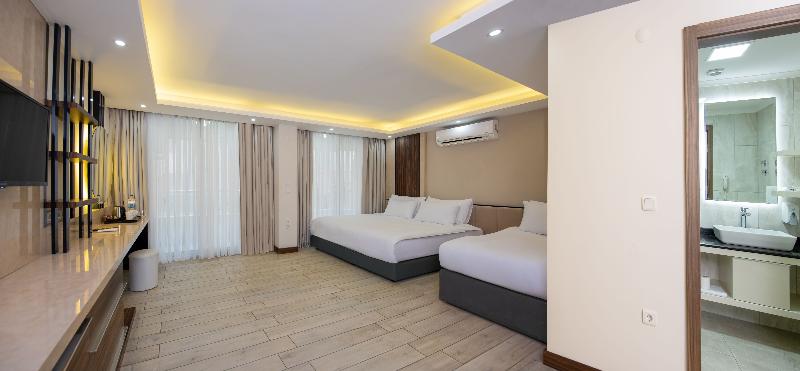 스탠다드 트리플 룸, Buyuk