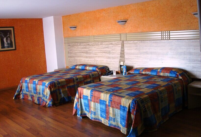 Номер Стандарт 2 Двуспальные Кровати, Cervantes