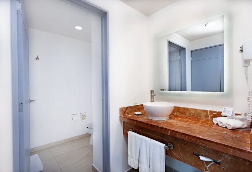 ２ダブルベッドのスタンダードルーム, Holiday Inn Express Villahermosa, An Ihg