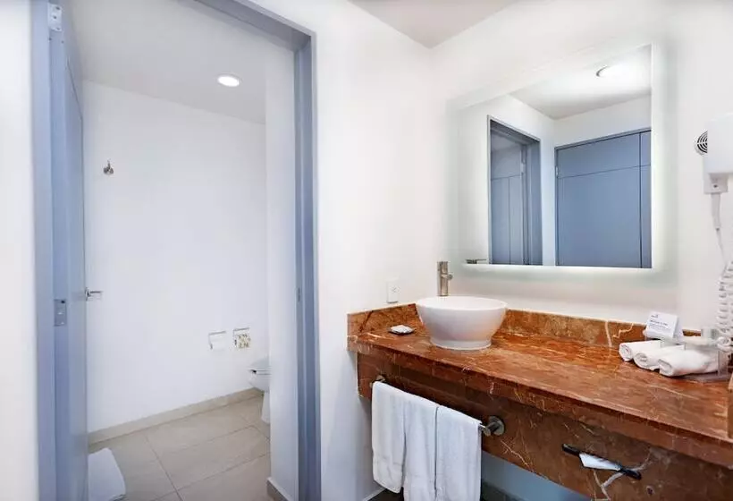 اتاق استاندارد با 2 تخت دوبل, Holiday Inn Express Villahermosa, An Ihg