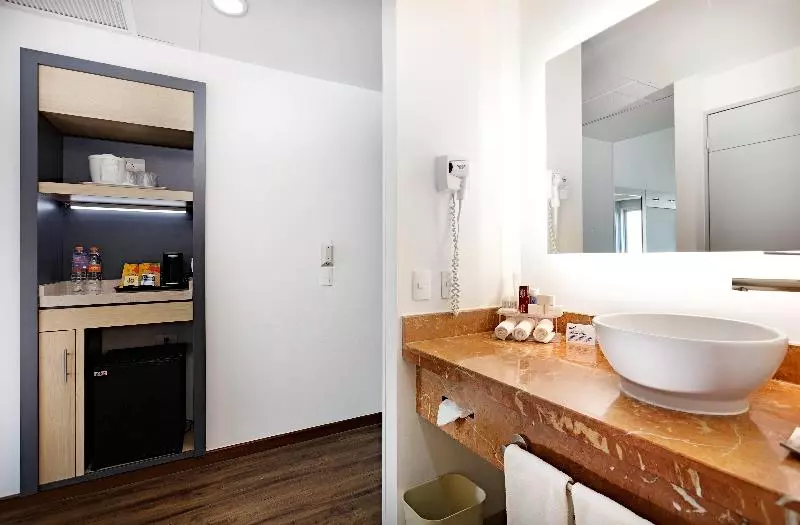 اتاق اجرایی با تخت بزرگ, Holiday Inn Express Villahermosa, An Ihg